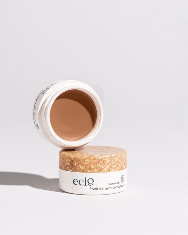 Fond de teint correcteur ACAJOU